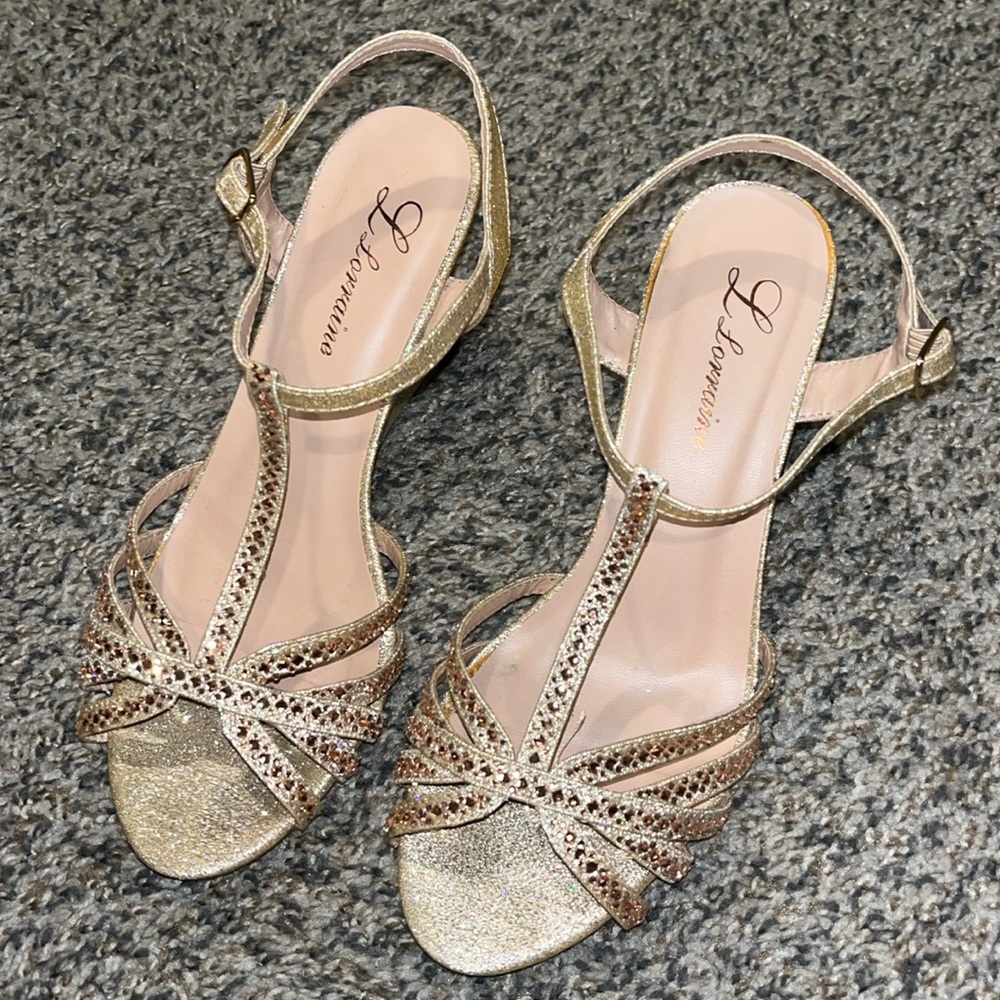 Lauren Lorraine gold heels, 7.5